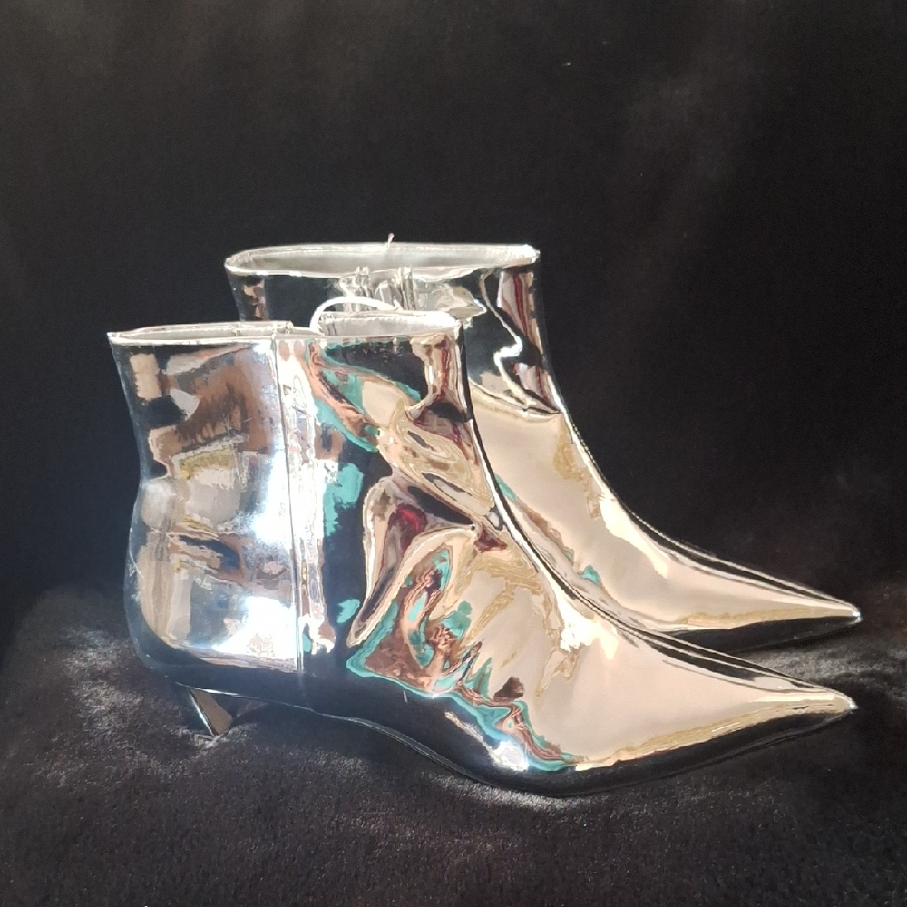 Gianni Bini Metallic Silver Ankle Booties